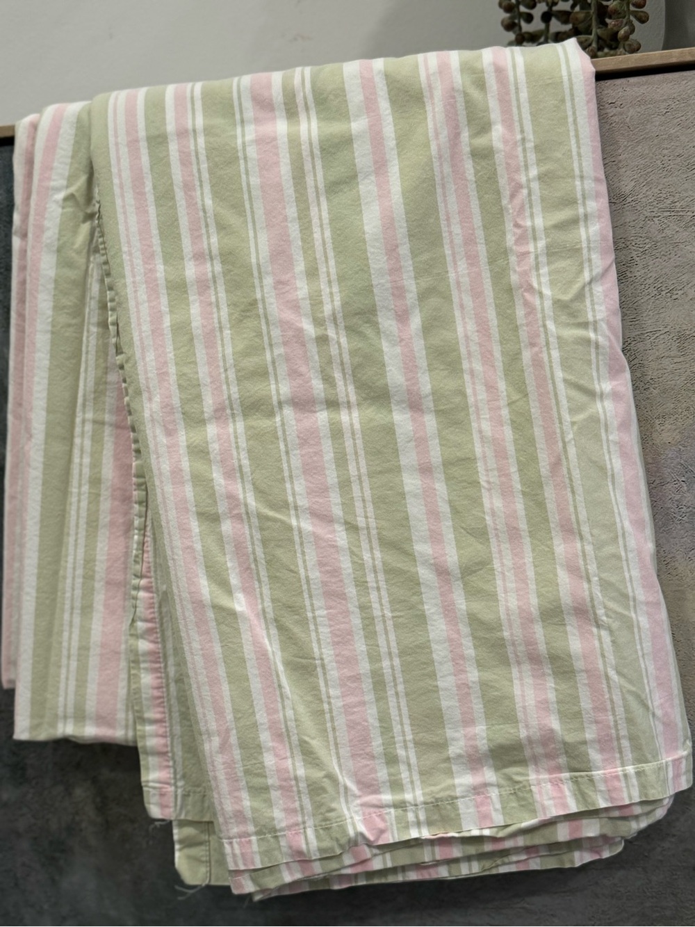 Simple Chubby Chick Flat Cotton Sheet / Full/ Queen size